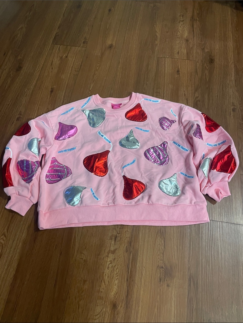 Queen Of Sparkles Pink Crewneck Sweater with Metallic Kiss Appliqués